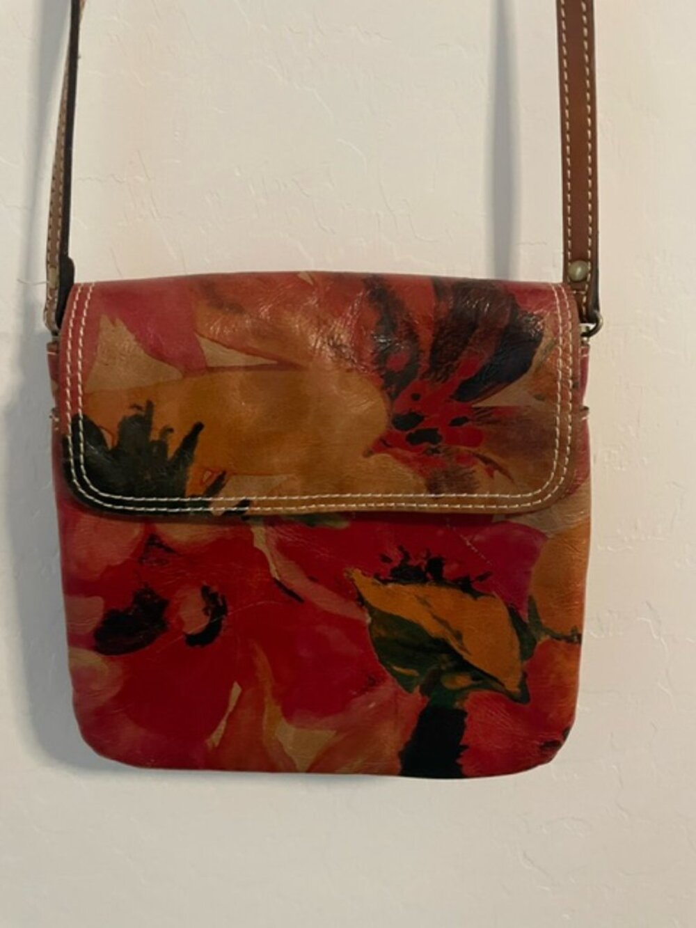 Patricia Nash Balluri Crossbody Bag in Spring Multicolor Floral Print.